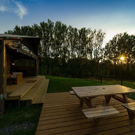 Le Relais D'Artagnan - Relais Equestre Hotel Mortier Екстериор снимка